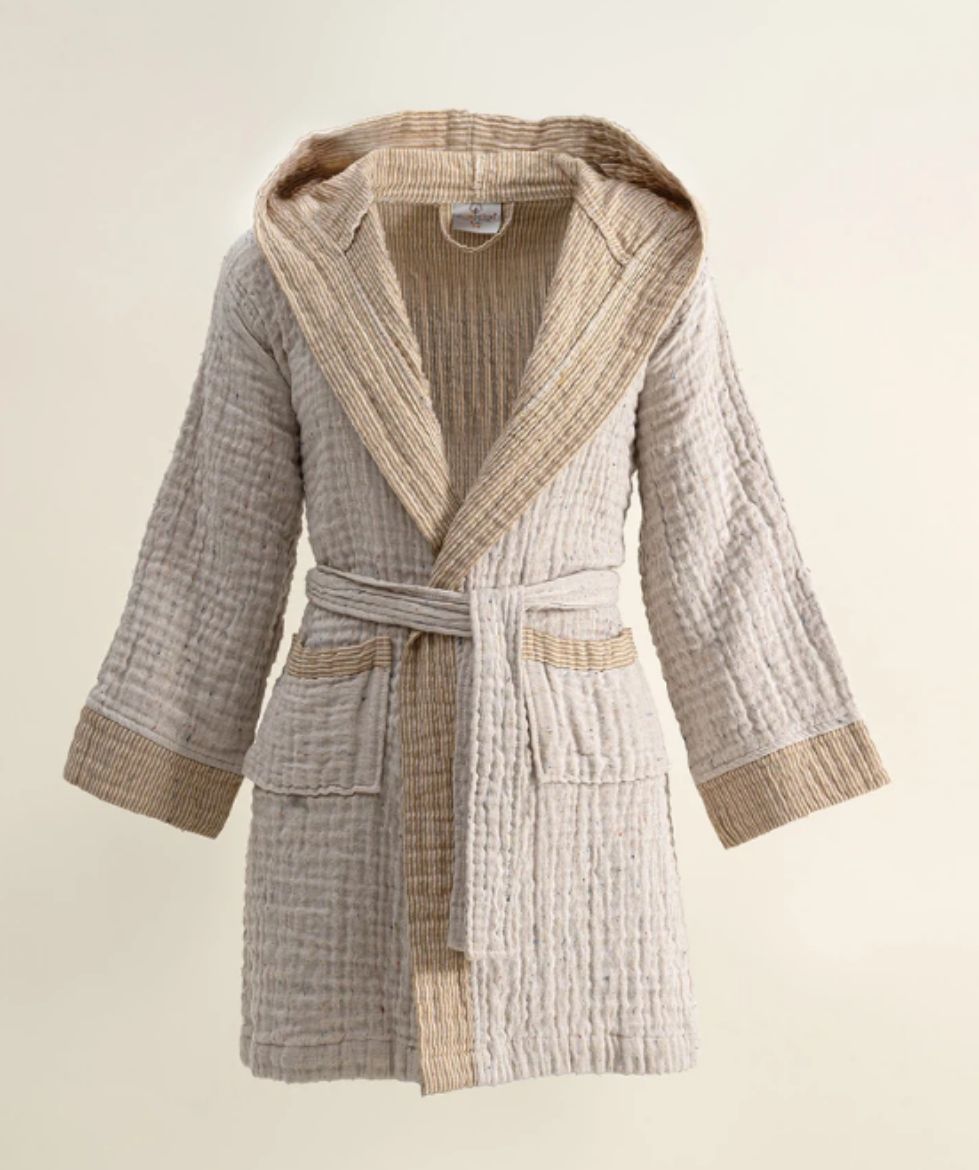 MELİNDA BORNOZ HARDAL resmi