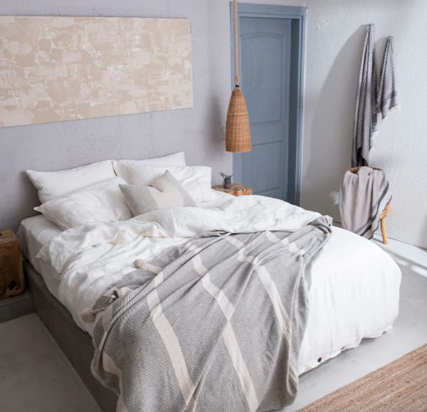 GALYA NEVRESİM TAKIMI OFF WHİTE resmi