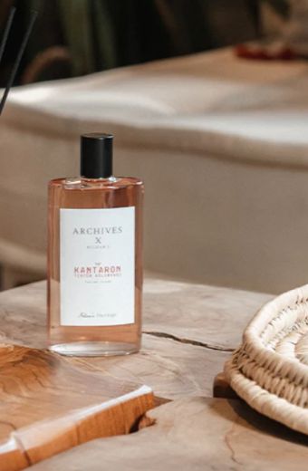 CAM ŞİŞE KOLONYA KANTARON KOKU resmi