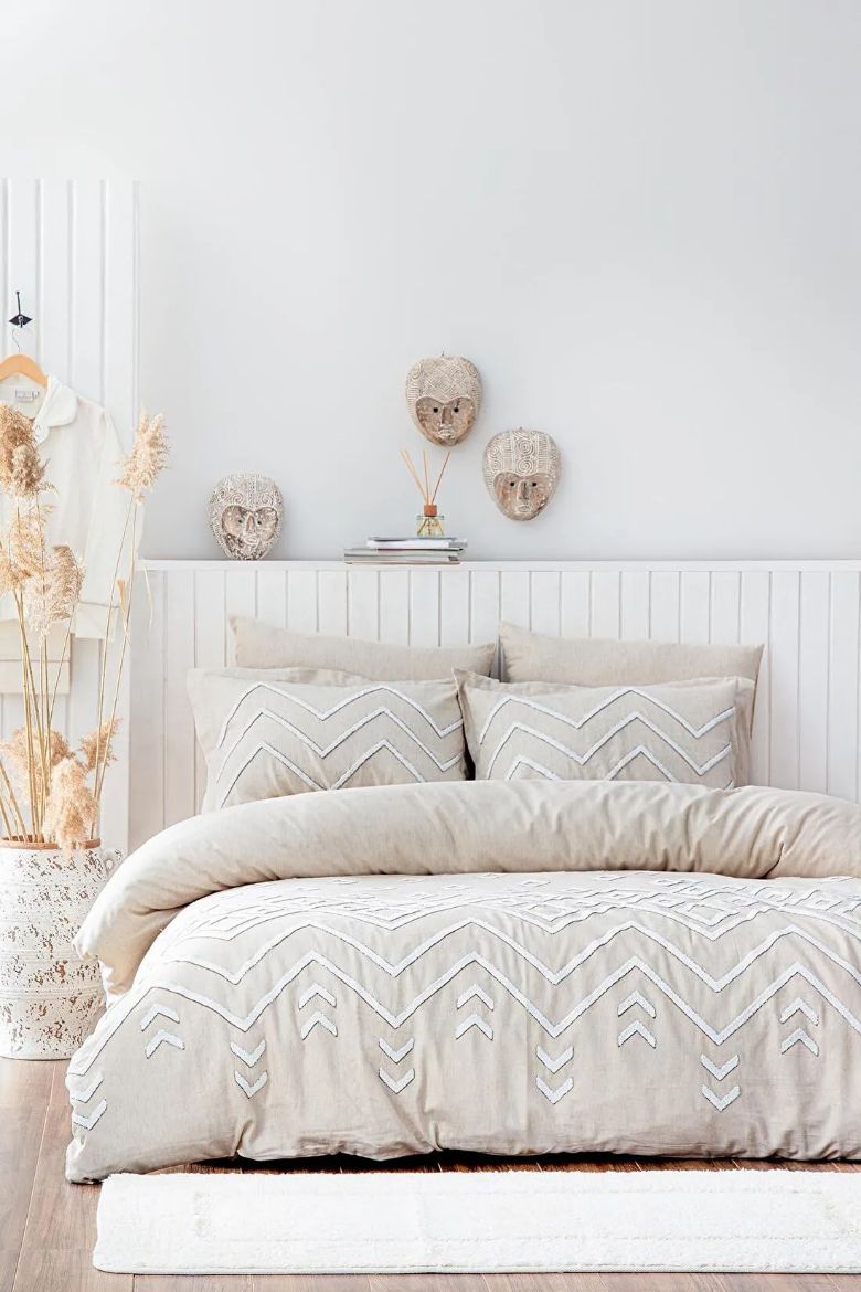 TALYA NEVRESİM TAKIMI KREM-BEJ resmi